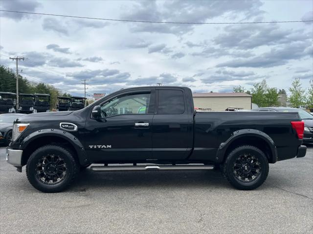 2017 Nissan Titan SV