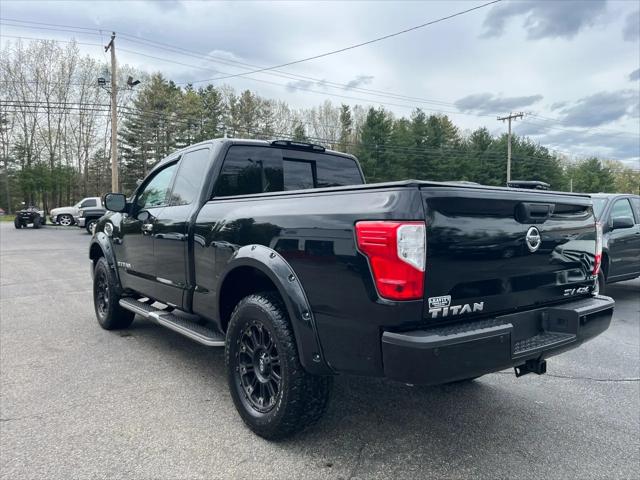 2017 Nissan Titan SV