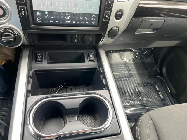 2017 Nissan Titan SV