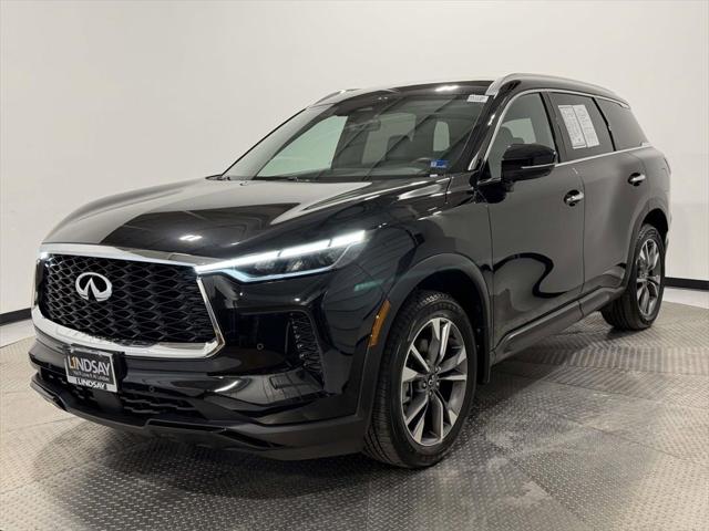 2023 INFINITI QX60 LUXE AWD