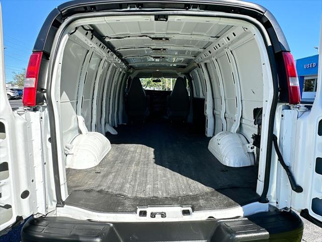 2023 GMC Savana Cargo RWD 2500 Extended Wheelbase Work Van