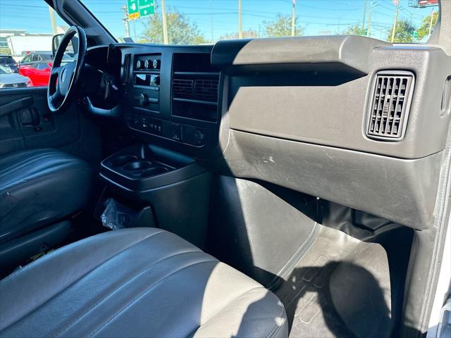 2023 GMC Savana Cargo RWD 2500 Extended Wheelbase Work Van