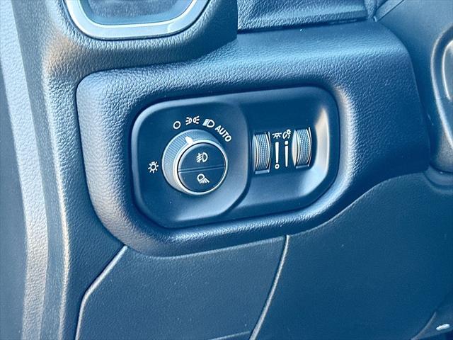 2024 Ram 3500 Laramie Mega Cab 4x4 64 Box