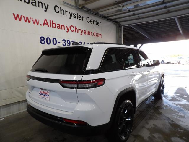 2023 Jeep Grand Cherokee Altitude 4x4