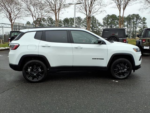 2026 Jeep Compass Latitude Altitude