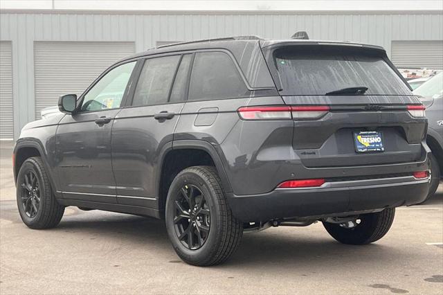 2026 Jeep Grand Cherokee Grand Cherokee Laredo Altitude 4x4