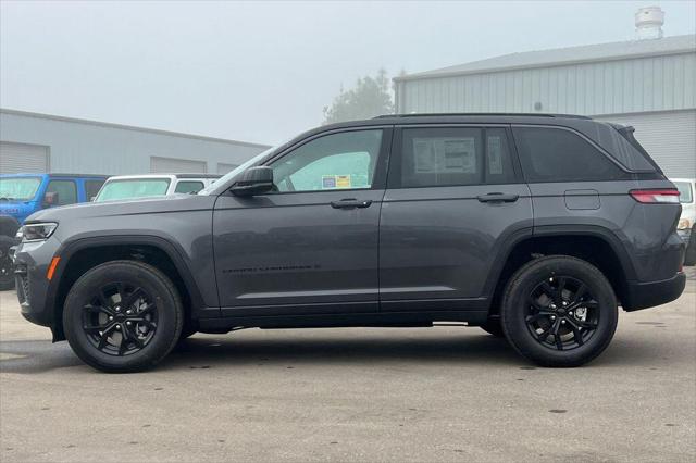 2026 Jeep Grand Cherokee Grand Cherokee Laredo Altitude 4x4