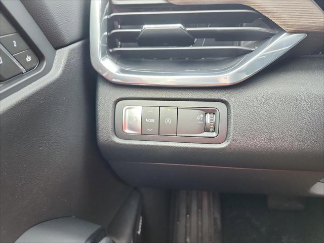 2026 GMC Acadia Denali FWD