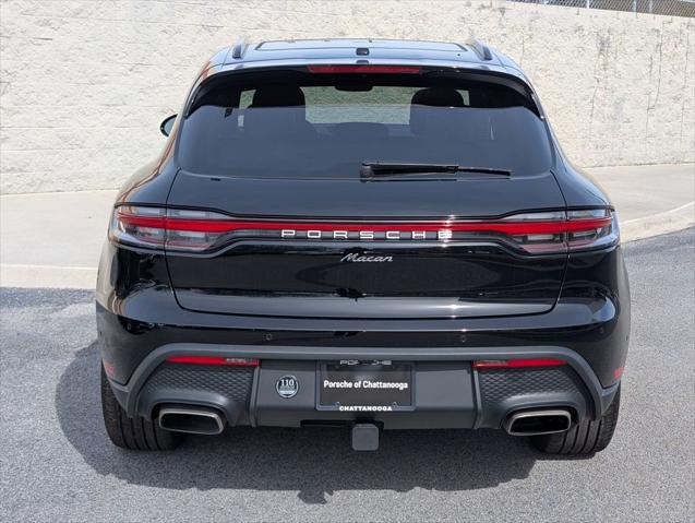 2025 Porsche Macan Unknown