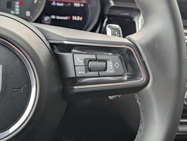 2025 Porsche Macan Unknown