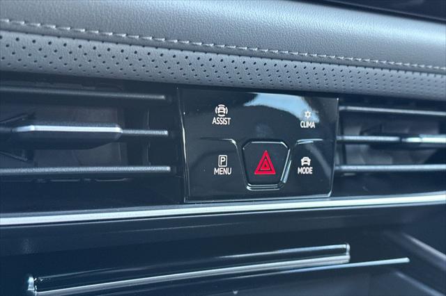 2026 Volkswagen Atlas Peak Edition