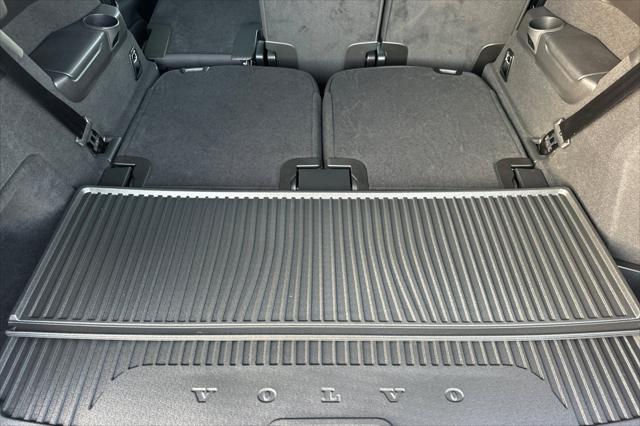 2026 Volvo XC90 Plus, B5 AWD Gas (mild hybrid), Gasoline, Bright, 7 Seats
