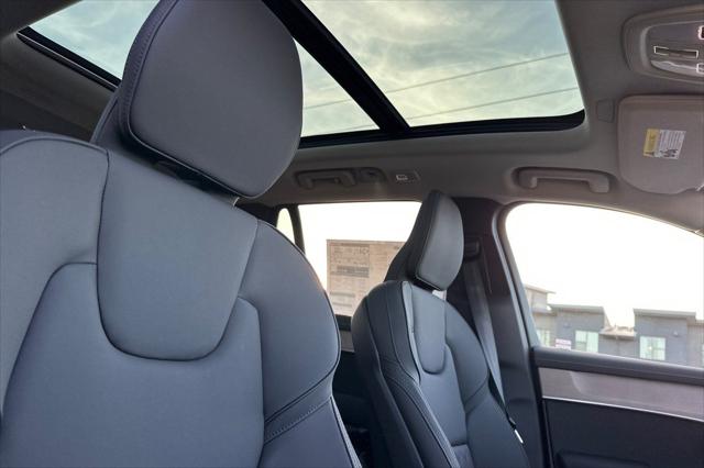 2026 Volvo XC90 Plus, B5 AWD Gas (mild hybrid), Gasoline, Bright, 7 Seats
