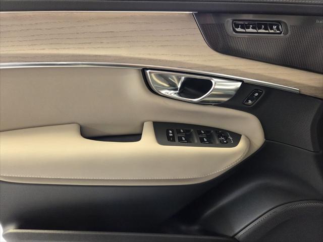 2026 Volvo XC90 Plus, B6 AWD Gas (mild hybrid), Gasoline, Bright, 7 Seats