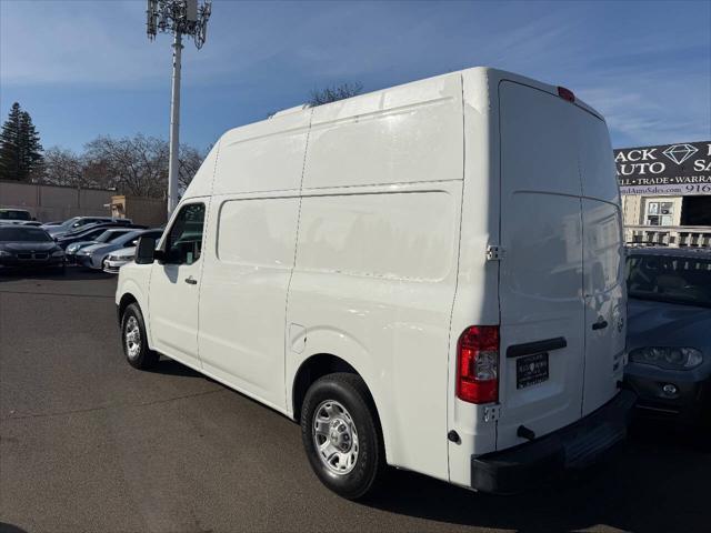 2013 Nissan 3500 S V8