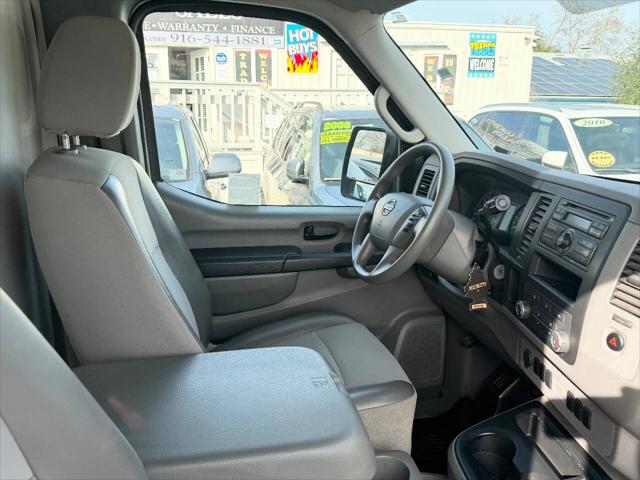2013 Nissan 3500 S V8