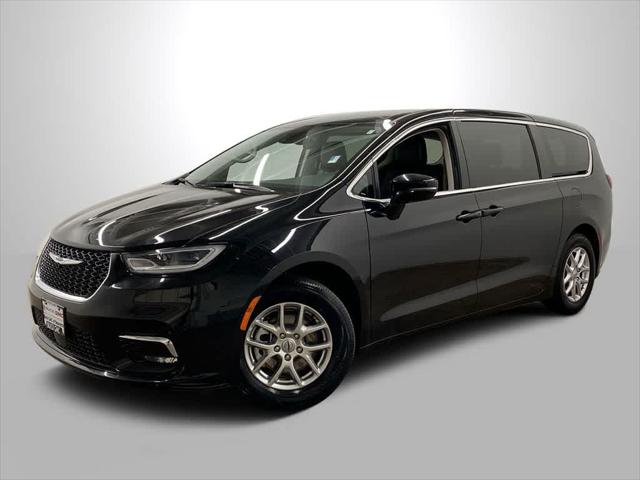 2024 Chrysler Pacifica Touring L for sale in Portland, OR