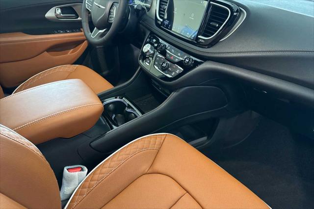 2026 Chrysler Pacifica Pinnacle AWD
