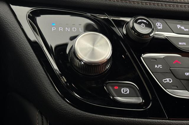 2026 Chrysler Pacifica Pinnacle AWD