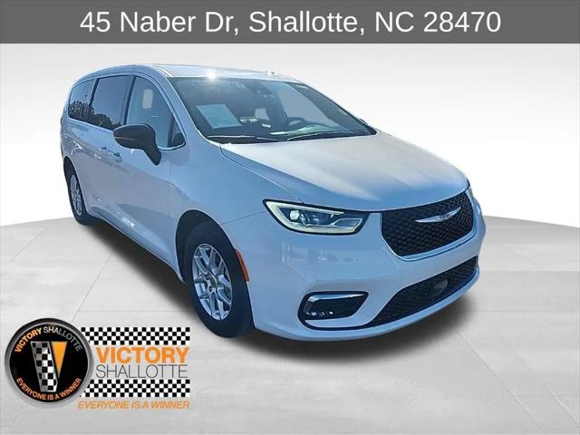 2024 Chrysler Pacifica Touring L for sale in Shallotte, NC