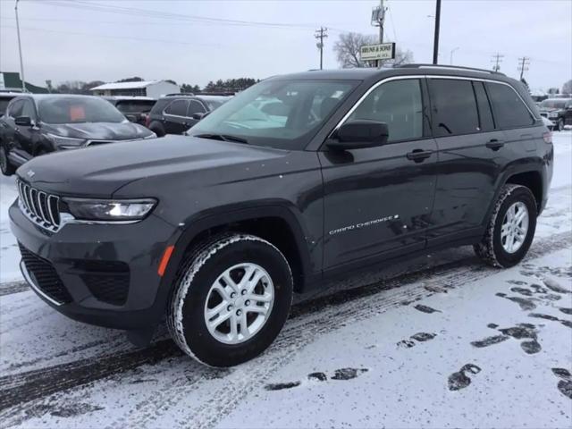 2023 Jeep Grand Cherokee Laredo 4x4 for sale in Plover, WI