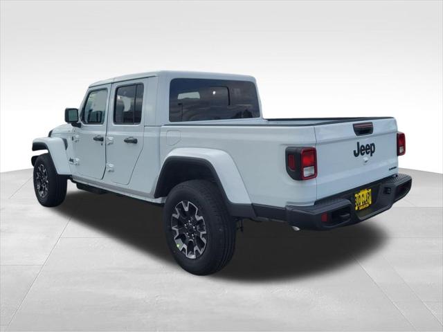 2026 Jeep Gladiator GLADIATOR SAHARA 4X4