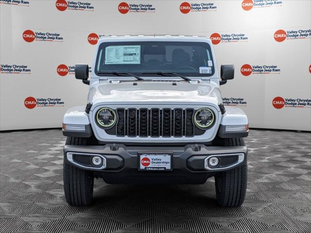 2026 Jeep Gladiator GLADIATOR SAHARA 4X4 2026 Jeep Gladiator GLADIATOR SAHARA 4X4