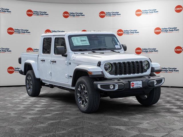 2026 Jeep Gladiator GLADIATOR SAHARA 4X4 2026 Jeep Gladiator GLADIATOR SAHARA 4X4