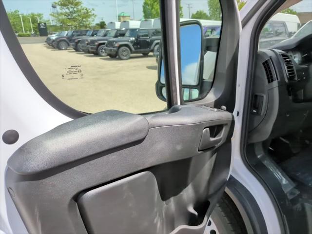2026 Ram ProMaster Cargo Van Tradesman High Roof 136" WB w/Pass Seat