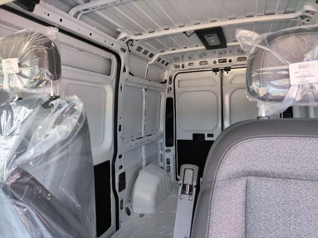 2026 Ram ProMaster Cargo Van Tradesman High Roof 136" WB w/Pass Seat
