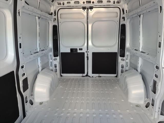 2026 Ram ProMaster Cargo Van Tradesman High Roof 136" WB w/Pass Seat