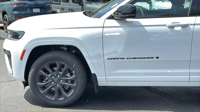 2026 Jeep Grand Cherokee GRAND CHEROKEE LIMITED RESERVE 4X4