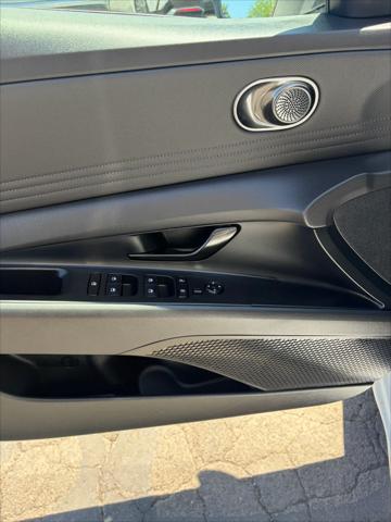 2025 Hyundai Elantra Hybrid SEL Sport