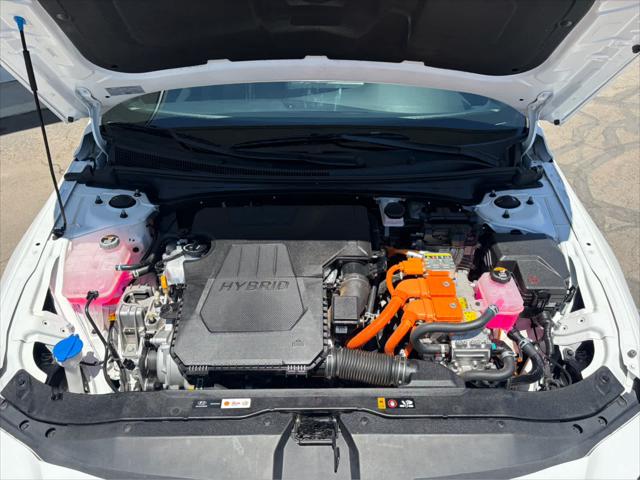 2025 Hyundai Elantra Hybrid SEL Sport