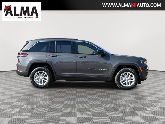2026 Jeep Grand Cherokee GRAND CHEROKEE LAREDO X 4X4