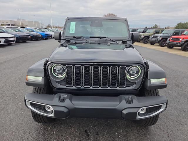2026 Jeep Gladiator GLADIATOR SAHARA 4X4