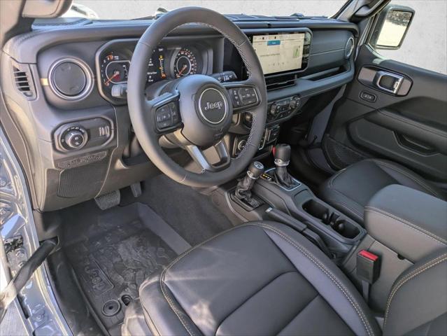 2026 Jeep Gladiator GLADIATOR SAHARA 4X4