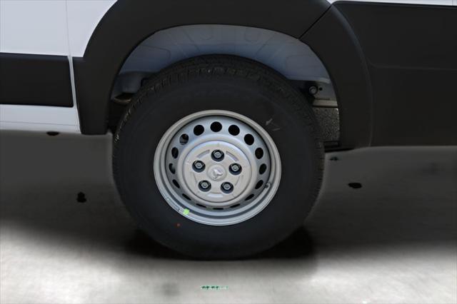 2026 Ram ProMaster Cargo Van Tradesman Low Roof 118" WB w/Pass Seat