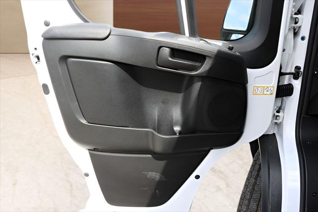 2026 Ram ProMaster Cargo Van Tradesman Low Roof 118" WB w/Pass Seat