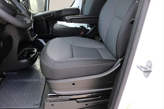 2026 Ram ProMaster Cargo Van Tradesman Low Roof 118" WB w/Pass Seat