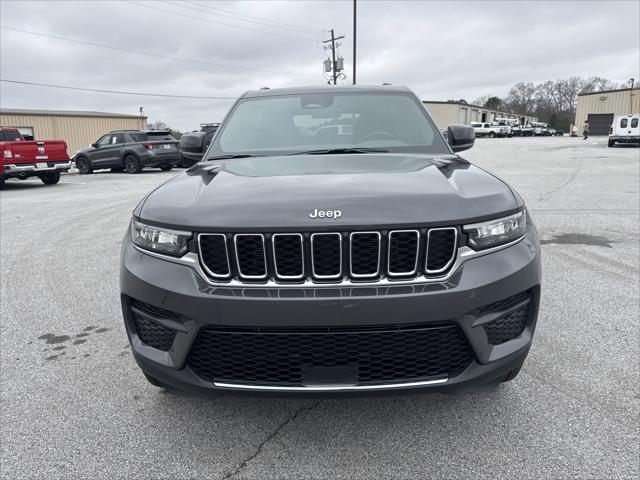 2026 Jeep Grand Cherokee GRAND CHEROKEE LAREDO X 4X4