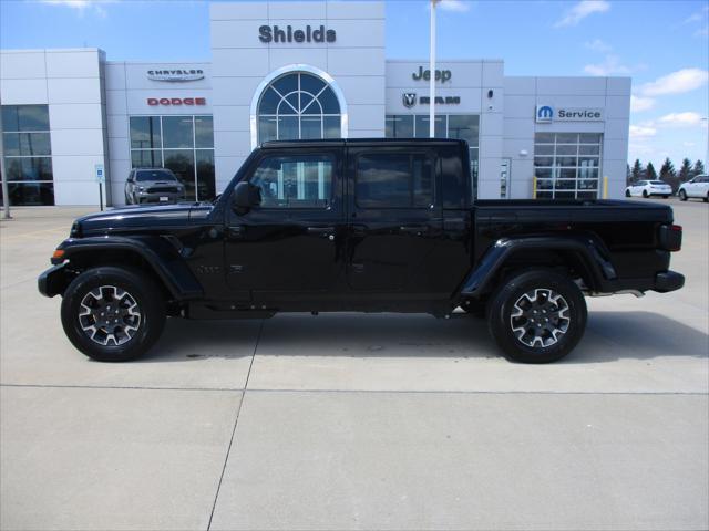2026 Jeep Gladiator GLADIATOR SAHARA 4X4