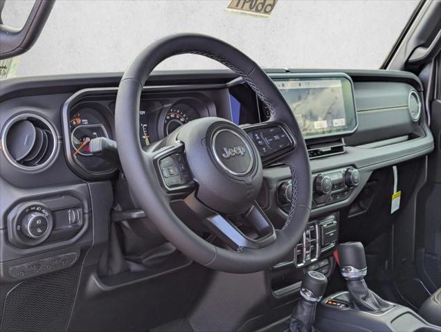 2026 Jeep Gladiator GLADIATOR SAHARA 4X4