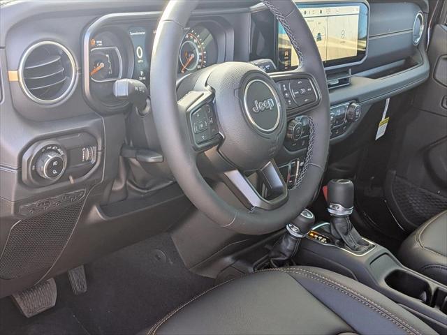 2026 Jeep Gladiator GLADIATOR SAHARA 4X4