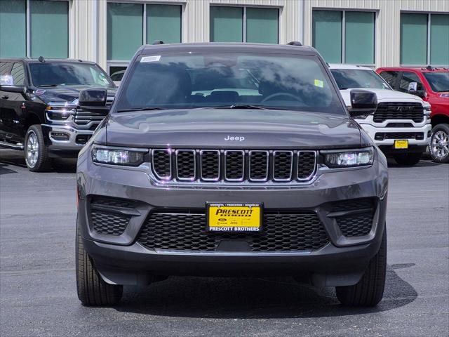 2026 Jeep Grand Cherokee GRAND CHEROKEE LAREDO X 4X4