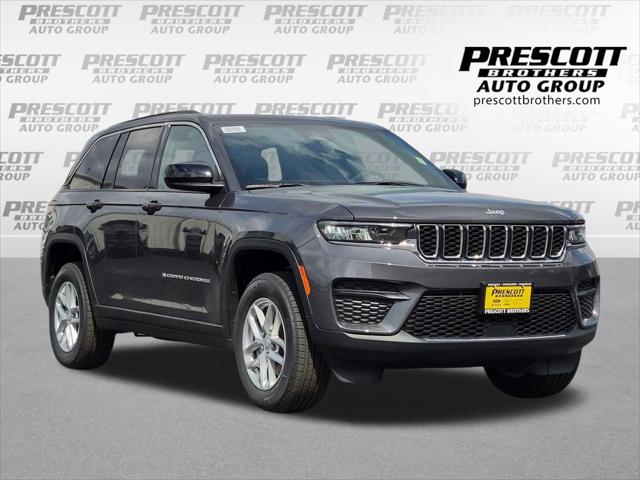 2026 Jeep Grand Cherokee GRAND CHEROKEE LAREDO X 4X4