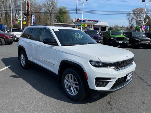 2026 Jeep Grand Cherokee GRAND CHEROKEE LAREDO X 4X4