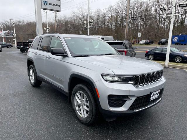 2026 Jeep Grand Cherokee GRAND CHEROKEE LAREDO X 4X4