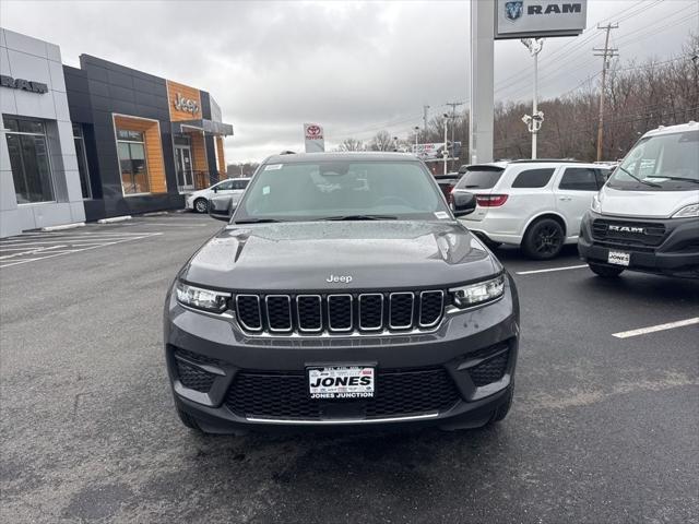 2026 Jeep Grand Cherokee GRAND CHEROKEE LAREDO X 4X4