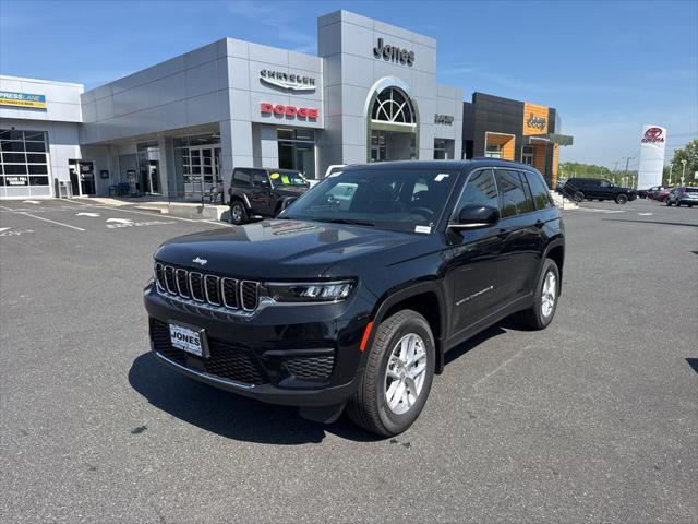 2026 Jeep Grand Cherokee GRAND CHEROKEE LAREDO X 4X4